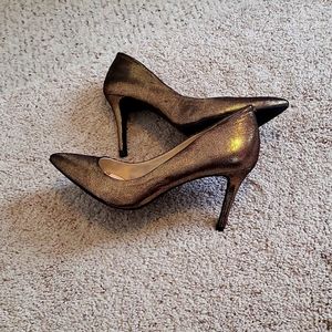 Shimmery bronze heels